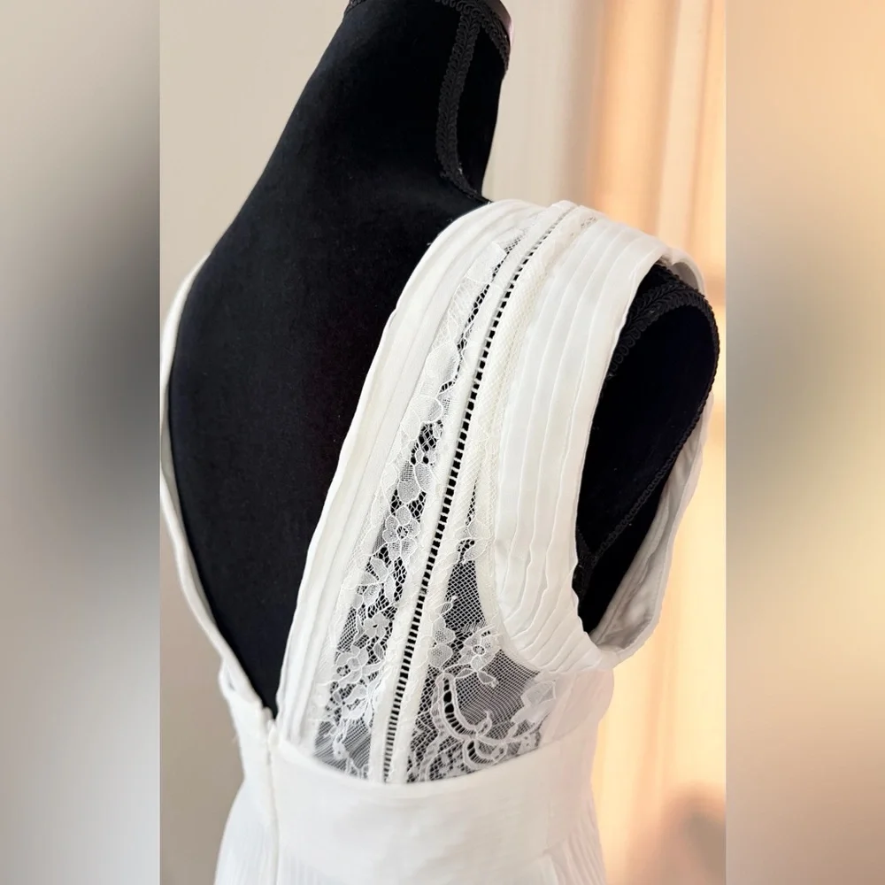 NWT lulus Ivory Chiffon Lace Pleated Open Back Wedding Dress Small - Picture 8 of 11